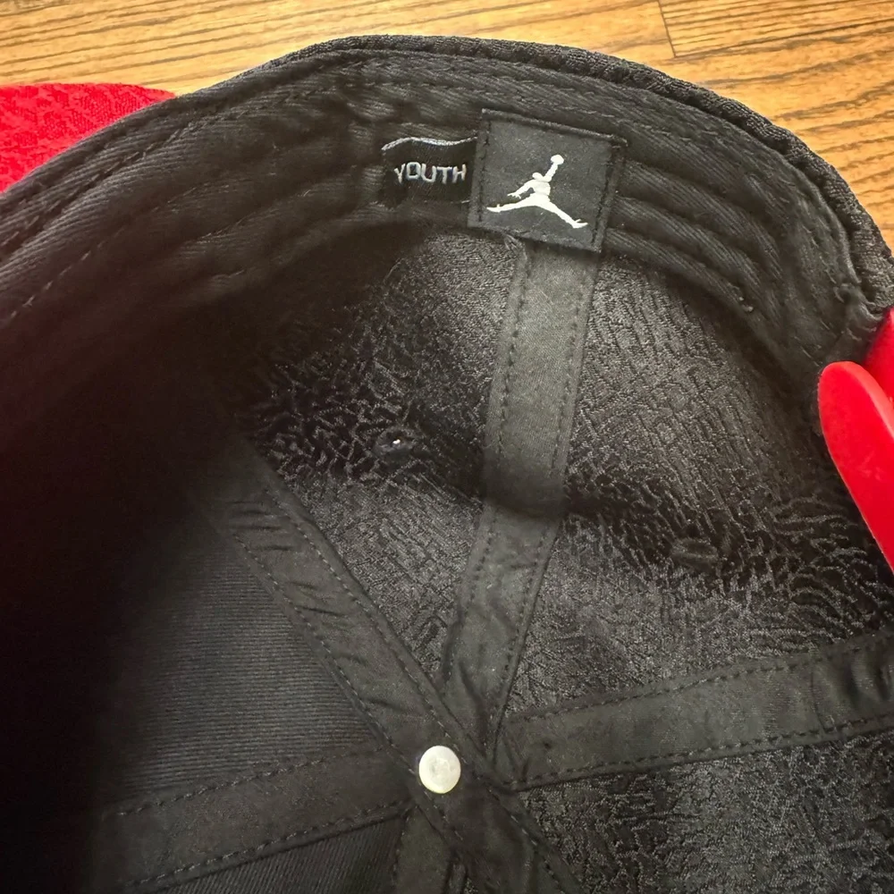 Jordan Jumpman Black & Red Youth Cap – New Without Tags